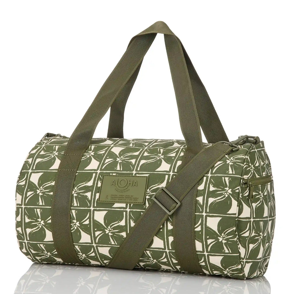 Lattice Keep It Light Sporty Duffle in Olive