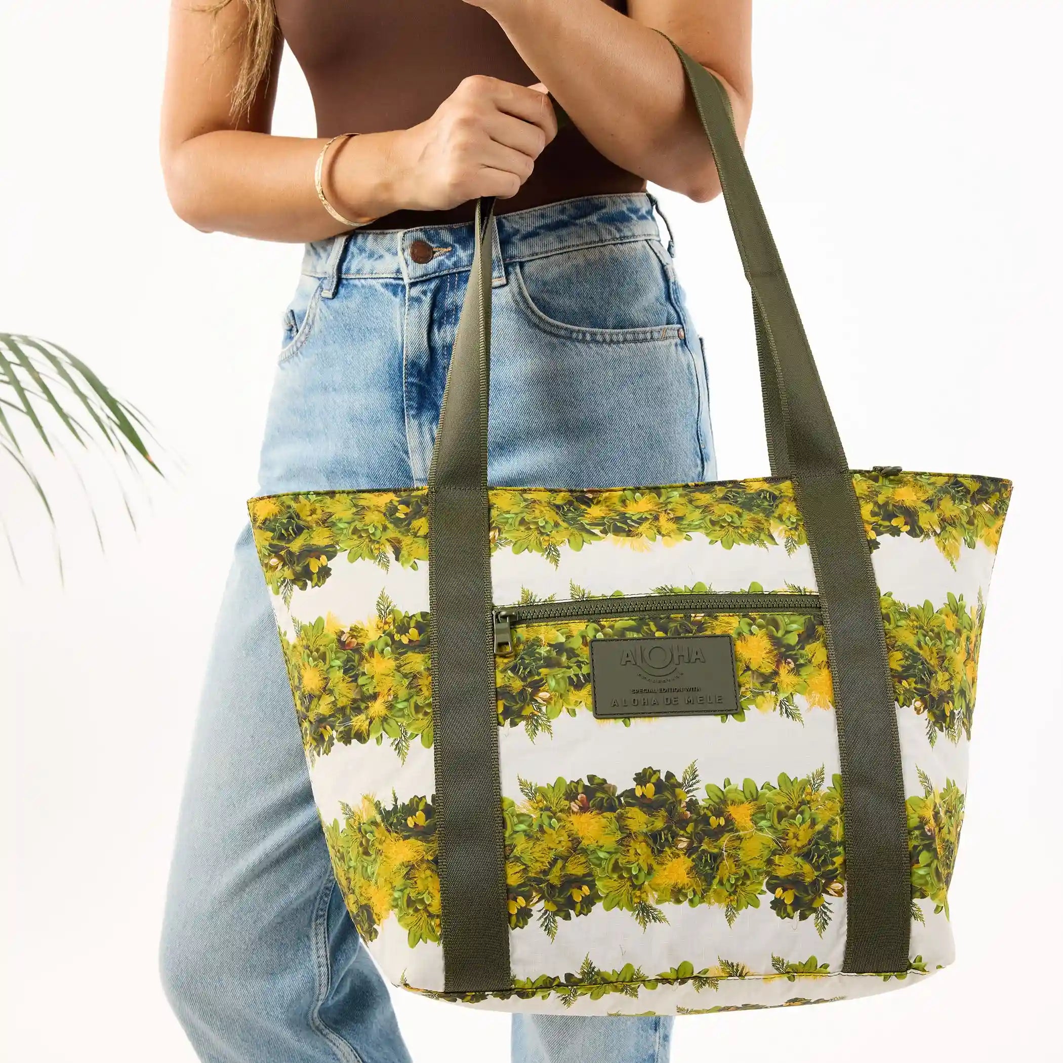 Keep It Light Zipper Tote | Lei Lehua Mamo by Aloha De Mele - Lehua Lei Secondary image