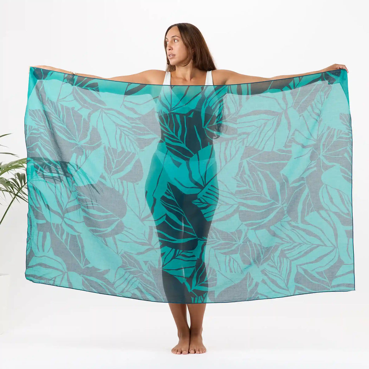 Haunani Pareo in Dark Teal Main image