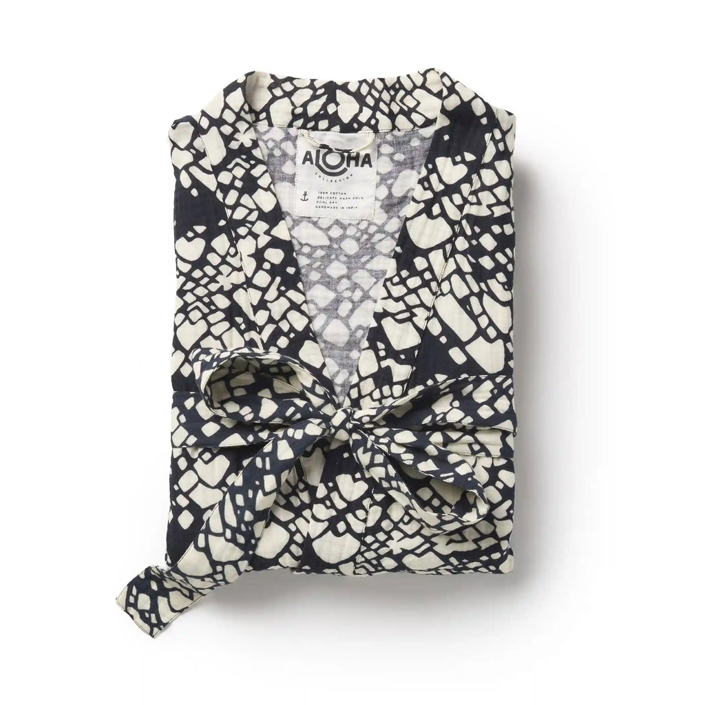 Staycation Robe | Textile Cone - White on Black
