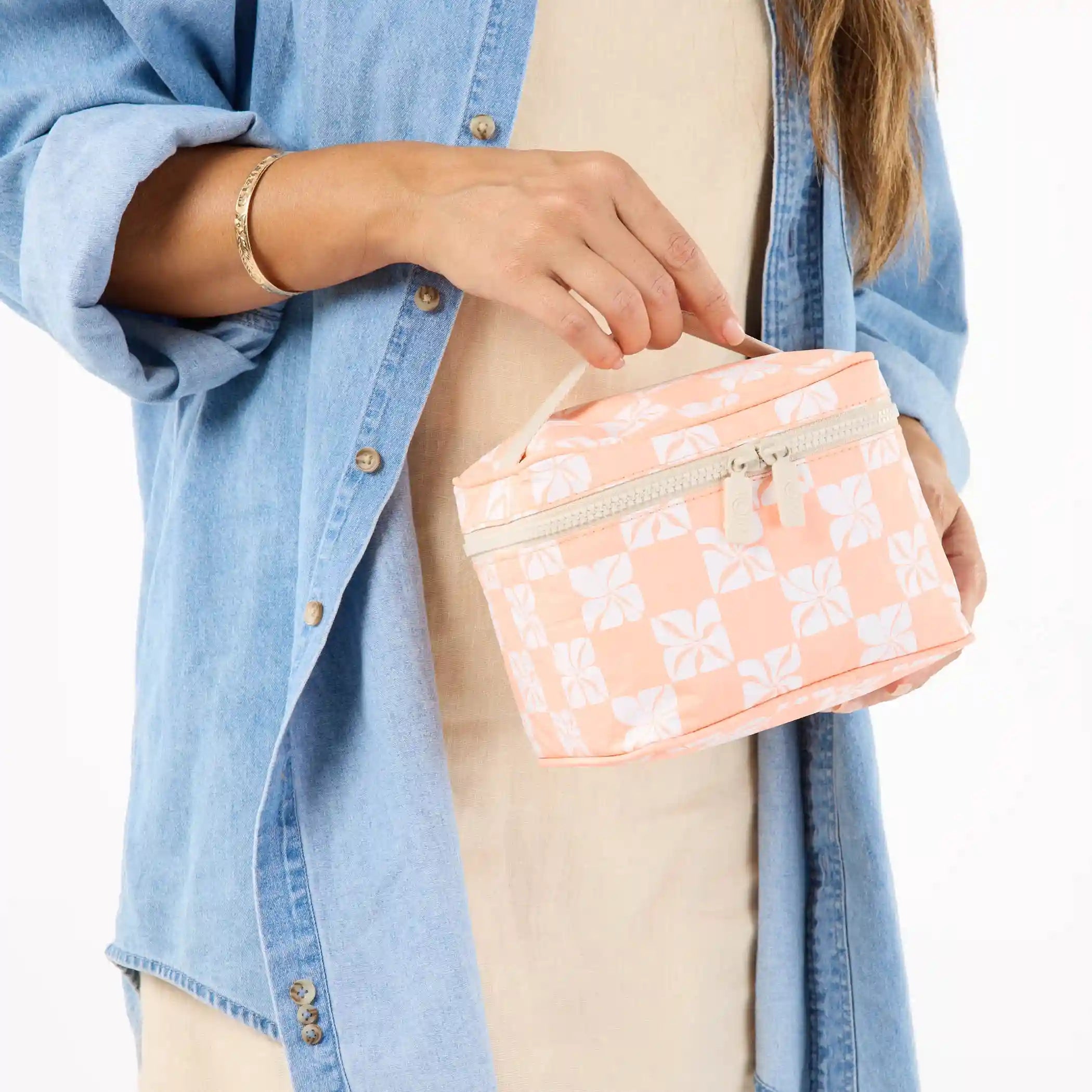 Pua Check Cabin Crew Kit in Peachy Secondary image