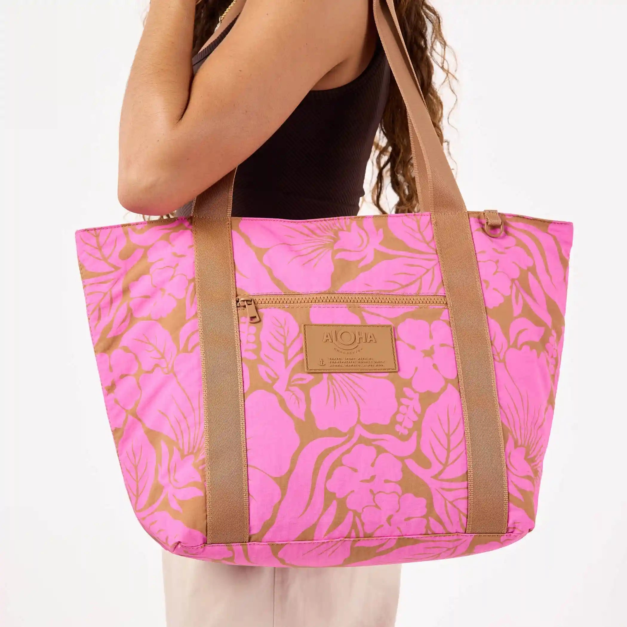 Heipua Keep It Light Zipper Tote in Neon Pink Secondary image