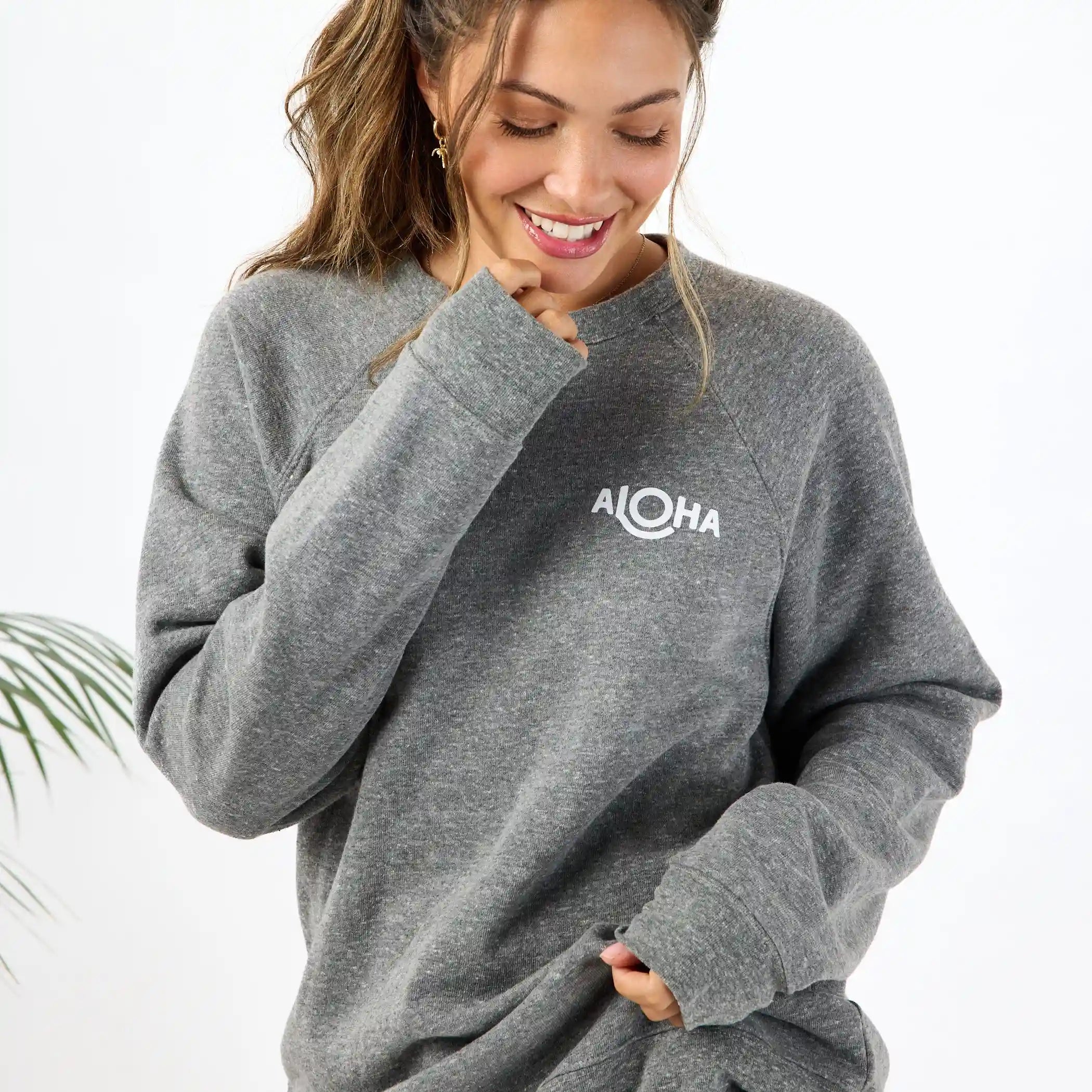 ALOHA Cozy Pullover in Gray Secondary image