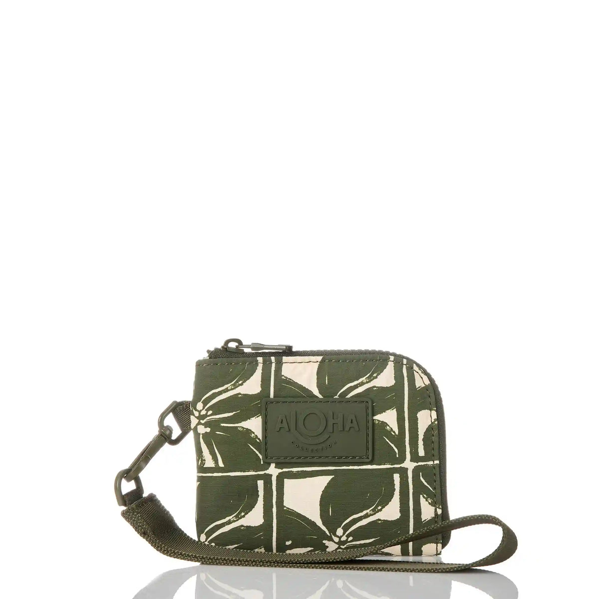 Lattice Go-To Wristlet in Olive Main image