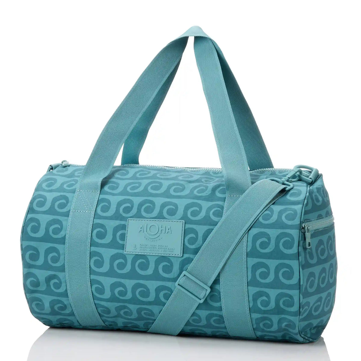 Party Wave Keep It Light Sporty Duffle in Tide Main image