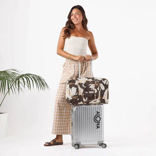 Taha'a Keep It Light Weekender in Chocolate