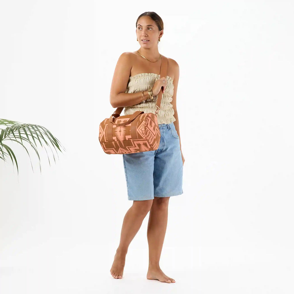 Century Harding Keep It Light Stubby Duffle in Tropical on Toffee