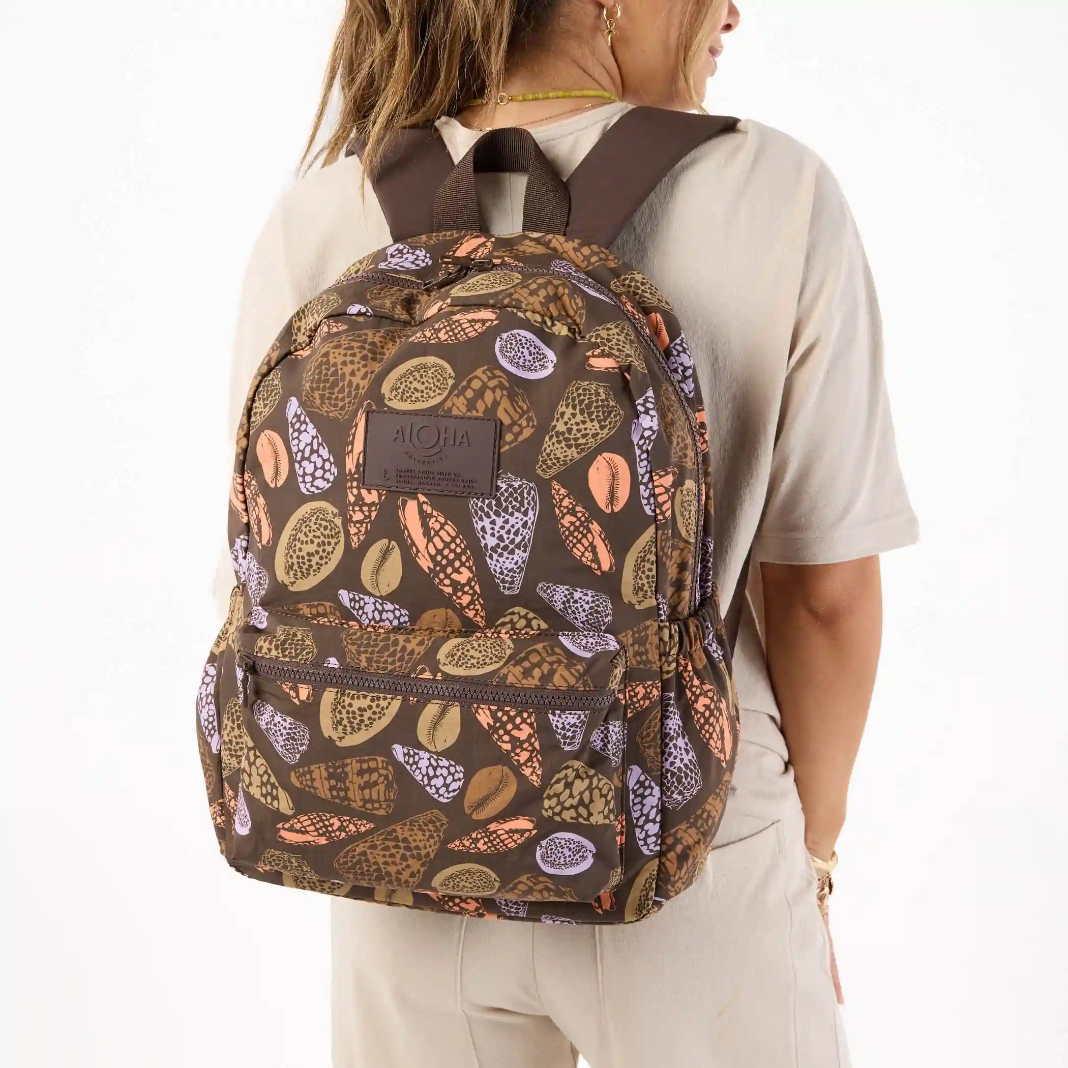 Shoreline Keep It Light Backpack in Coconut Secondary image