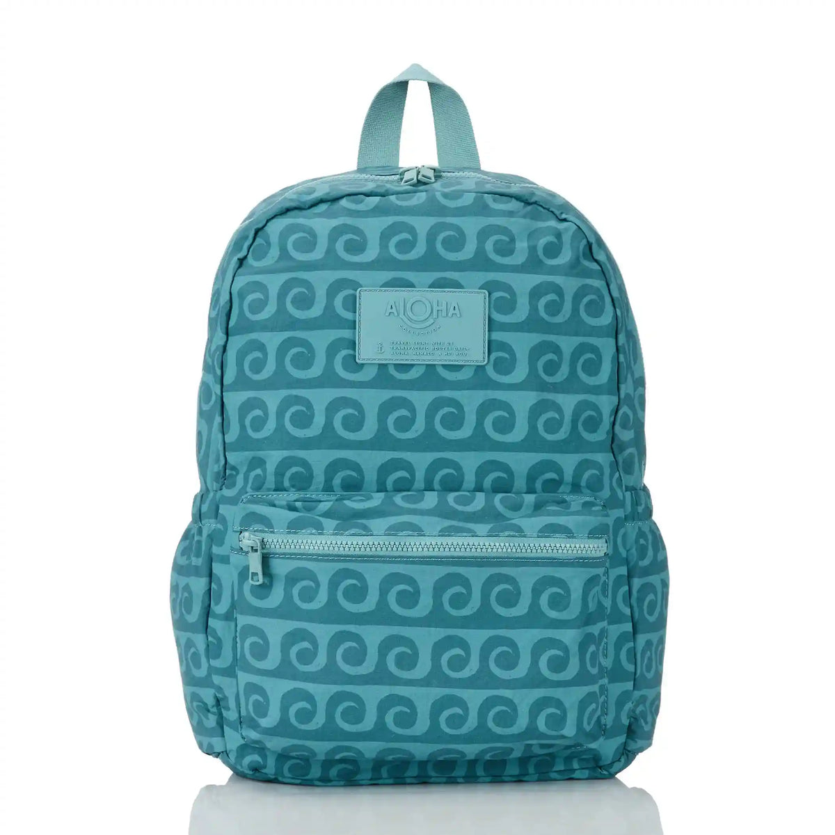 Party Wave Keep It Light Backpack in Tide Main image