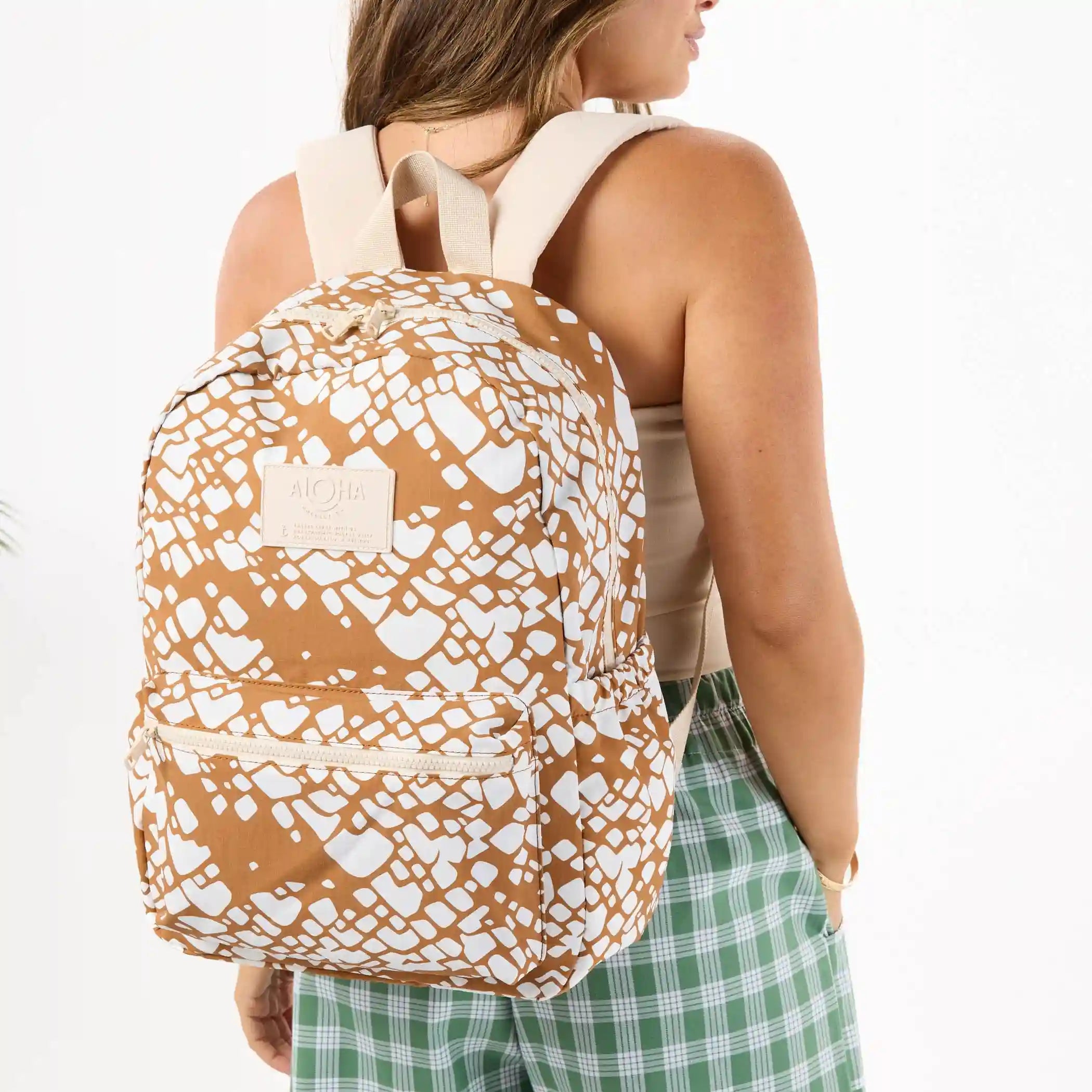 Textile Cone Keep It Light Backpack in Brown Sugar Secondary image