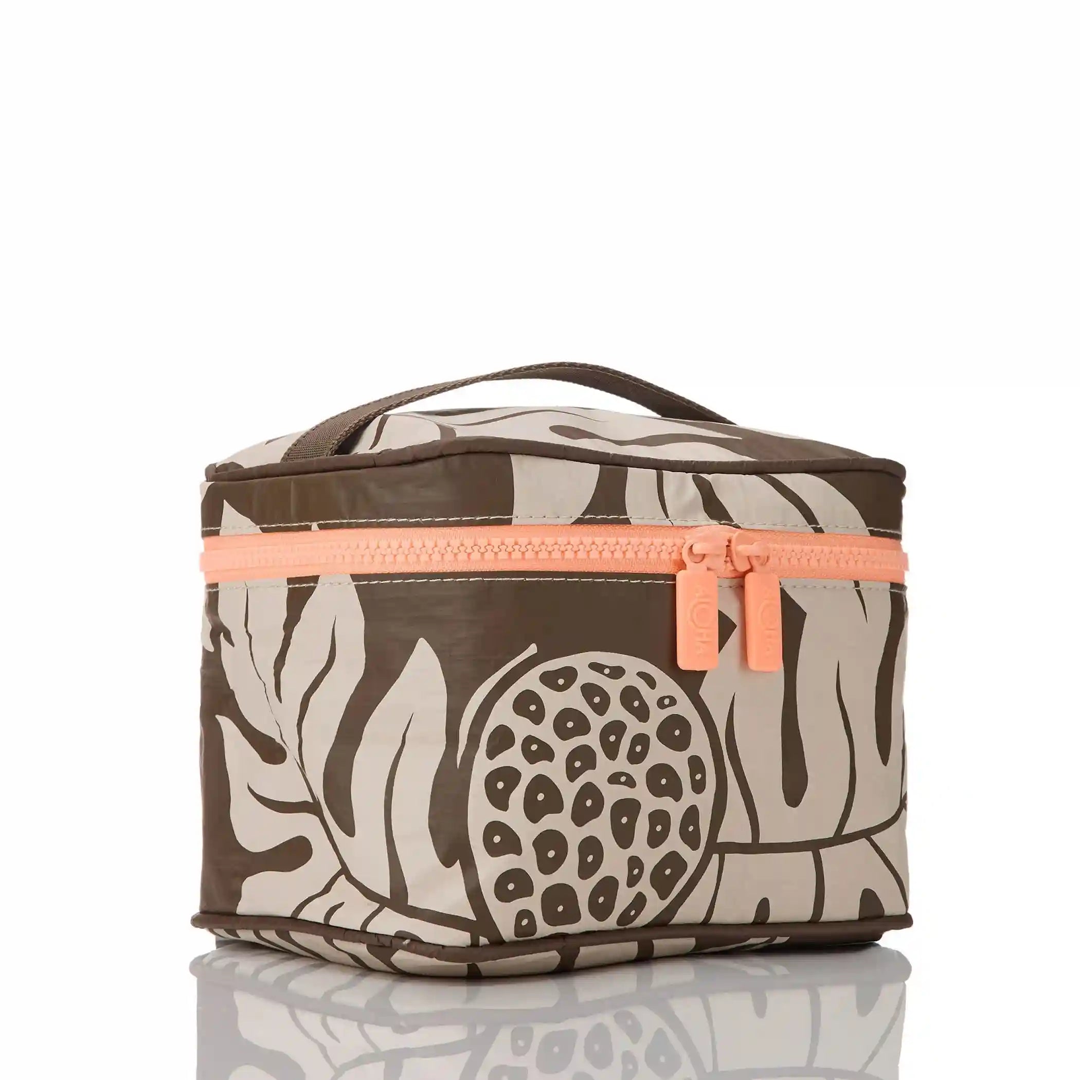 Holomua Cabin Crew Kit in Coconut Secondary image