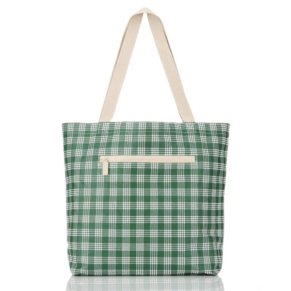 Applique Reversible Tote in Vineyard