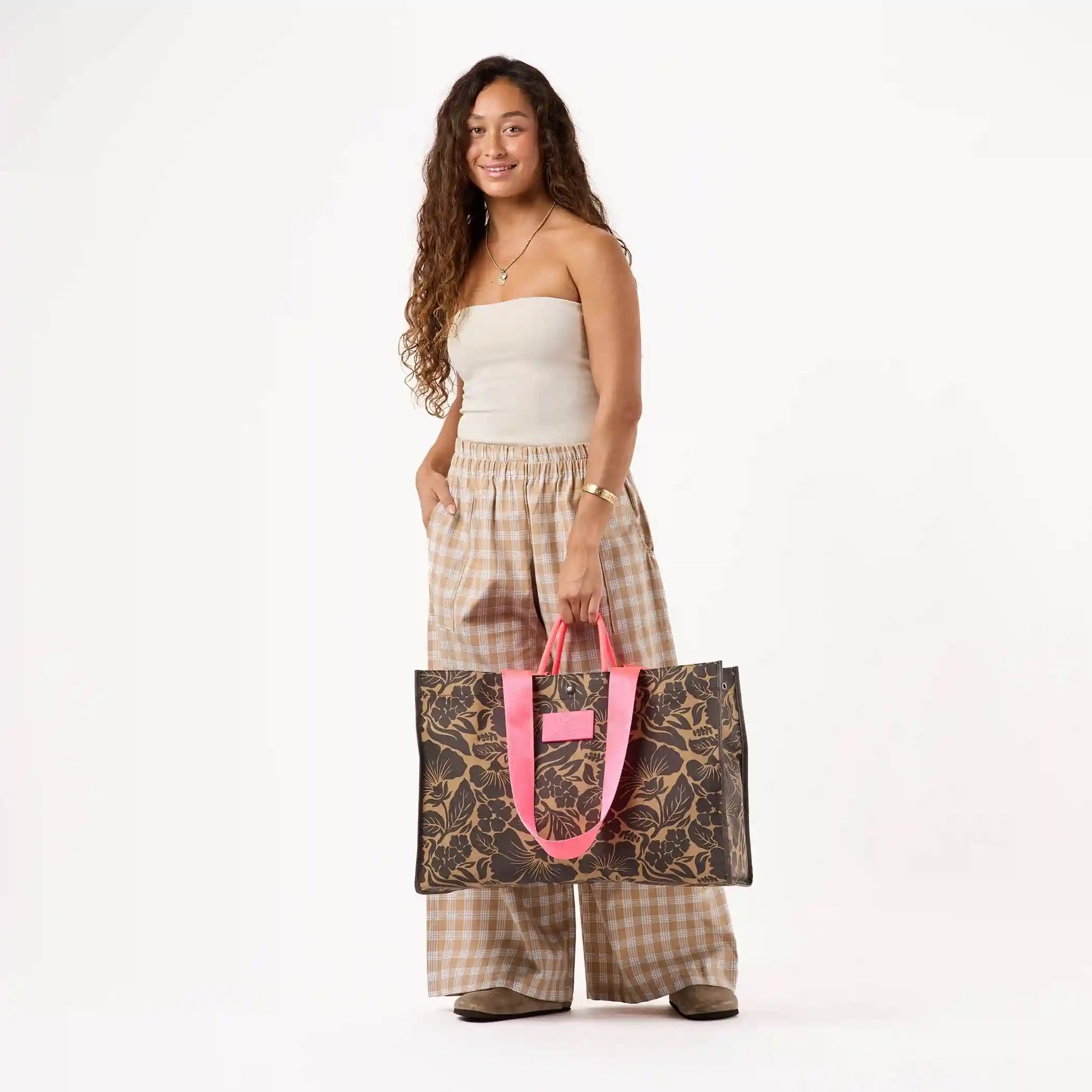 Heipua Carry It All Tote in Coconut Secondary image