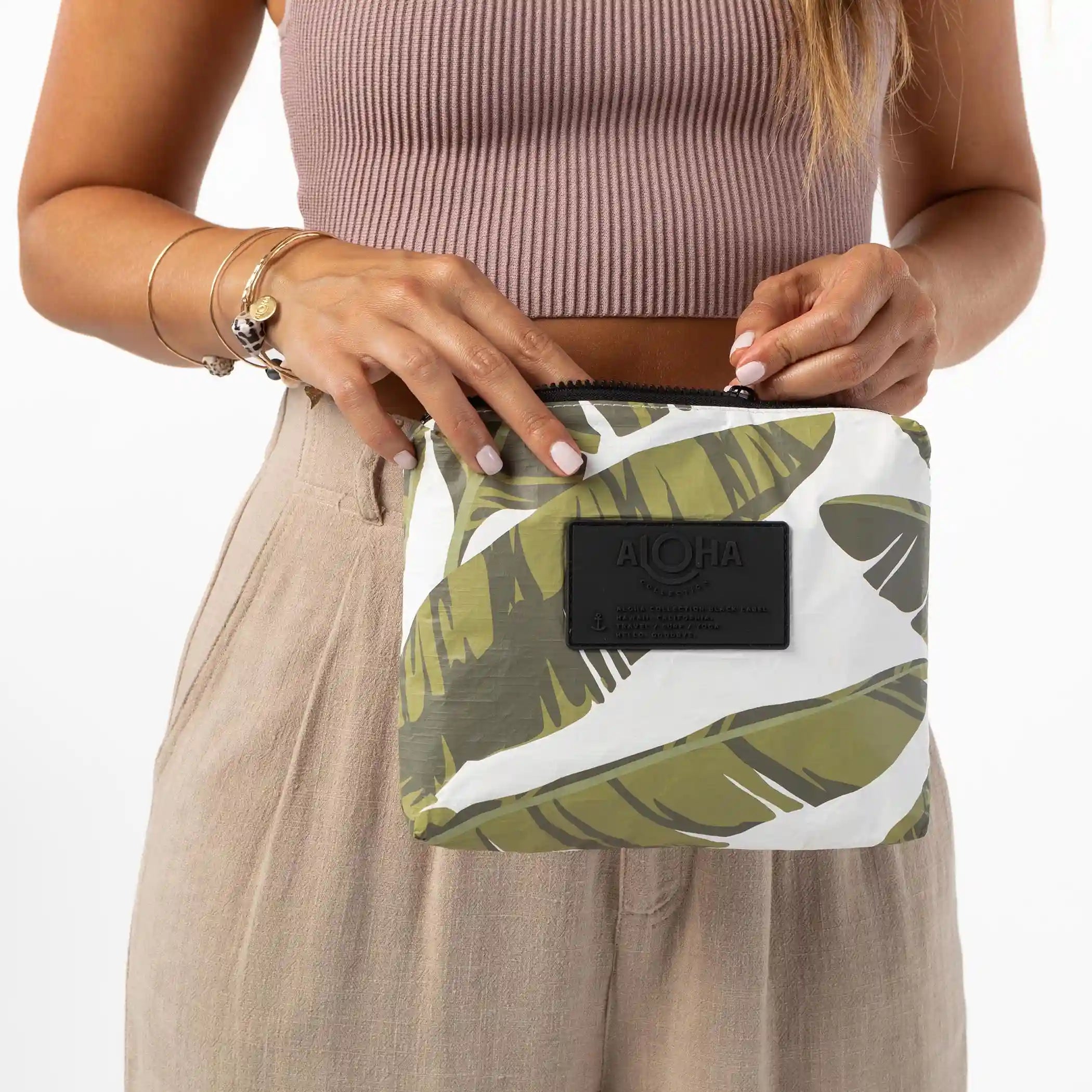 Small Lūʻau Pouch Secondary image