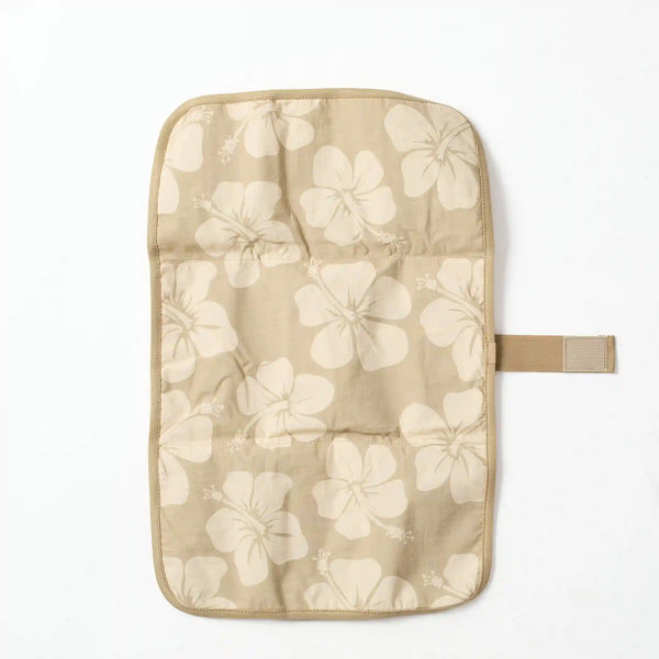 Hana Hou Le Bébé in Creme on Dune