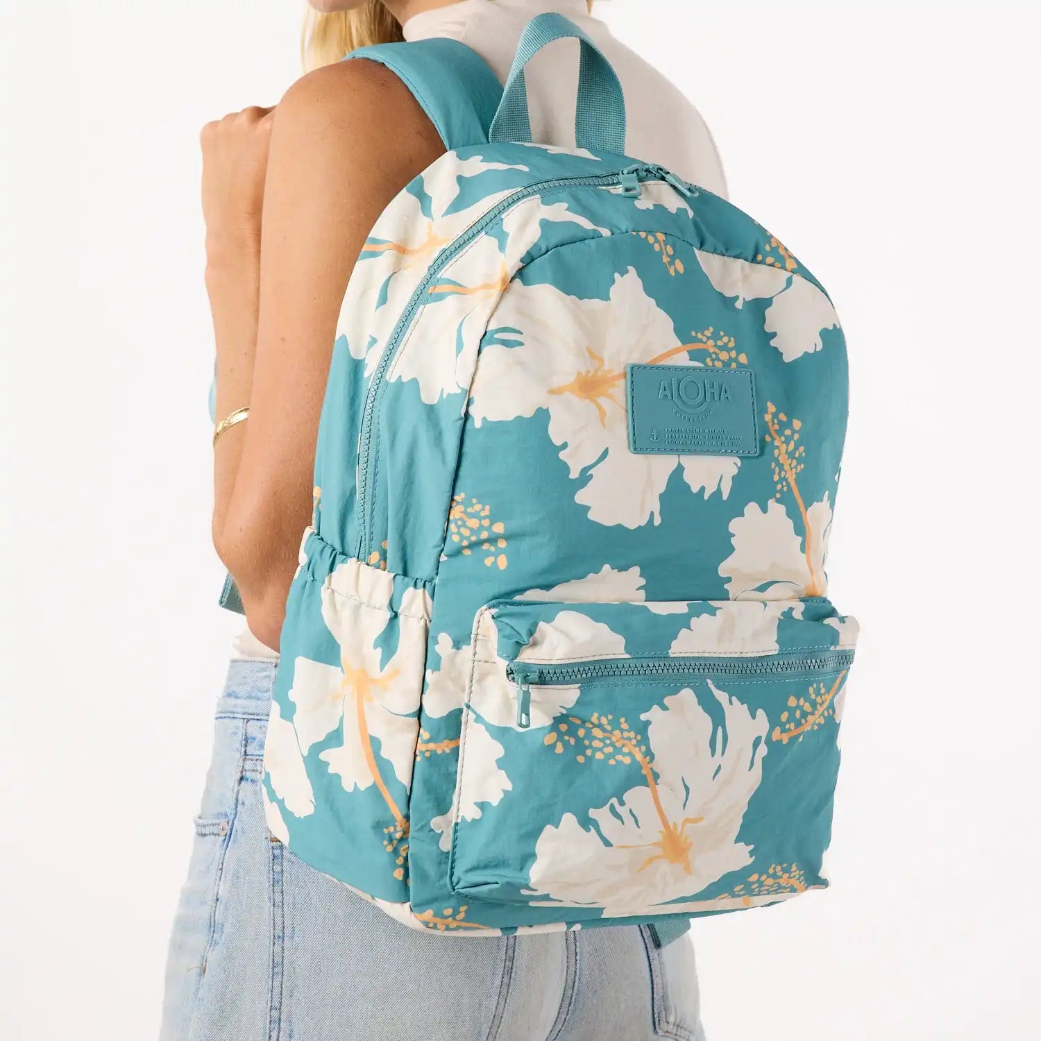 Taha'a Keep It Light Backpack in Tide Secondary image